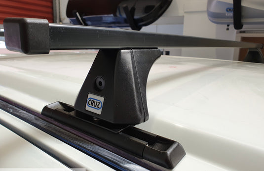 Mazda Premacy MPV 2005 - Track system / Cruz Roof Racks