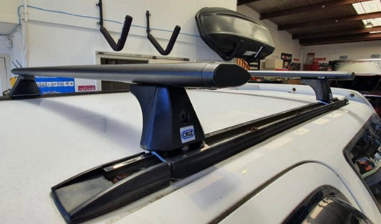 Toyota Hilux Surf with factory rails 1996-2000 CRUZ Roof Racks
