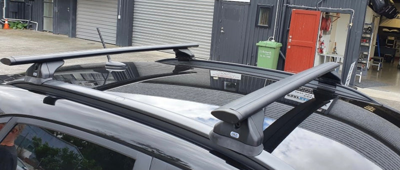 Load image into Gallery viewer, Hyundai Kona 2018-2023 CRUZ Roof Racks
