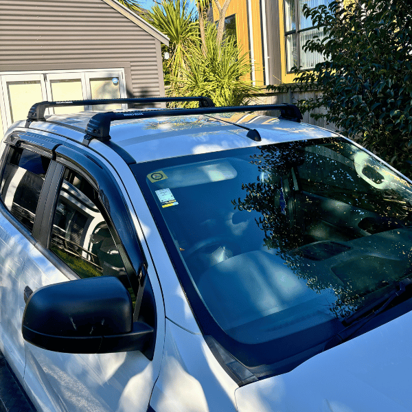 Load image into Gallery viewer, Rhino-Rack Flush Vortex Bar Clamp on Roof Racks
