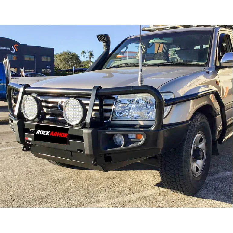 Load image into Gallery viewer, Modified off-road vehicle front bumper with Rockarmor Brushbar for Toyota Landcruiser
