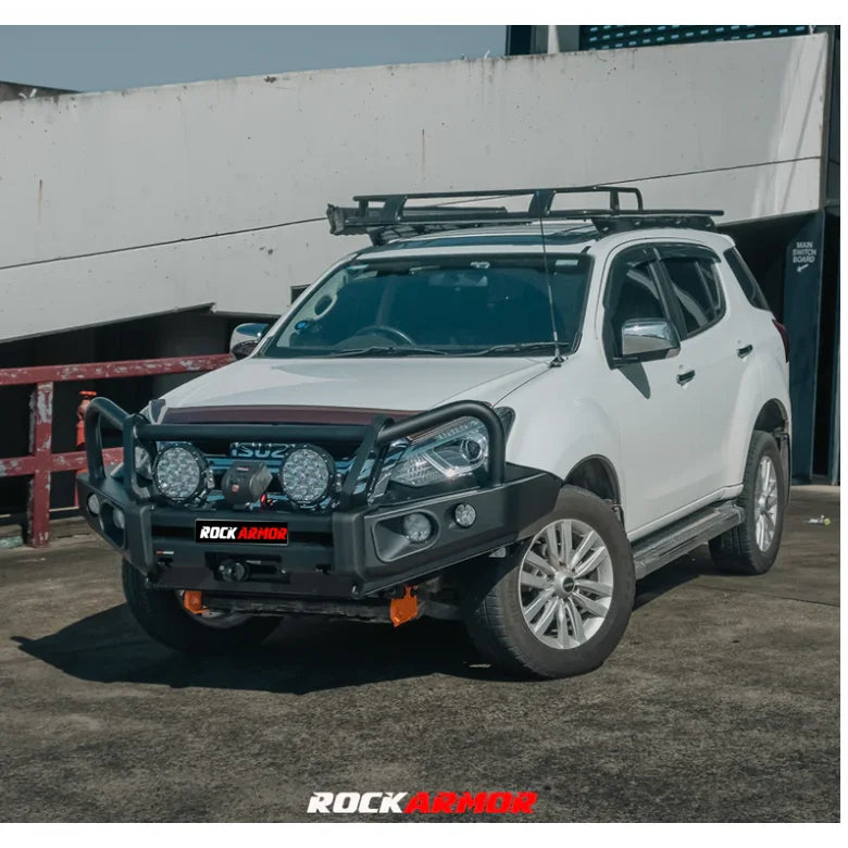 Load image into Gallery viewer, White Isuzu SUV with Rockarmor Elite Bullbar Frontal Combo and control box
