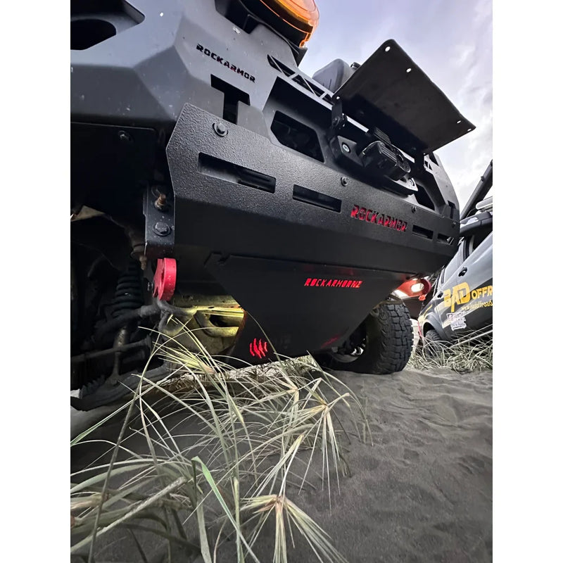 Load image into Gallery viewer, Rockarmor GT Bash Plates Hilux N70 05-15
