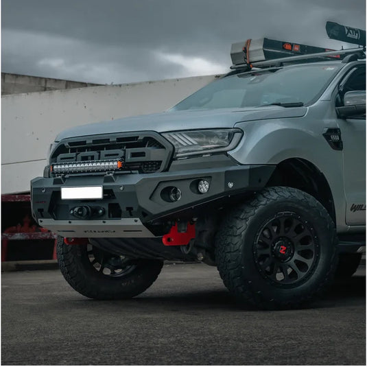 Modified silver Ford Ranger pickup with Rockarmor GT Hoopless Bullbar for UA2 Ford Everest 2015-2022