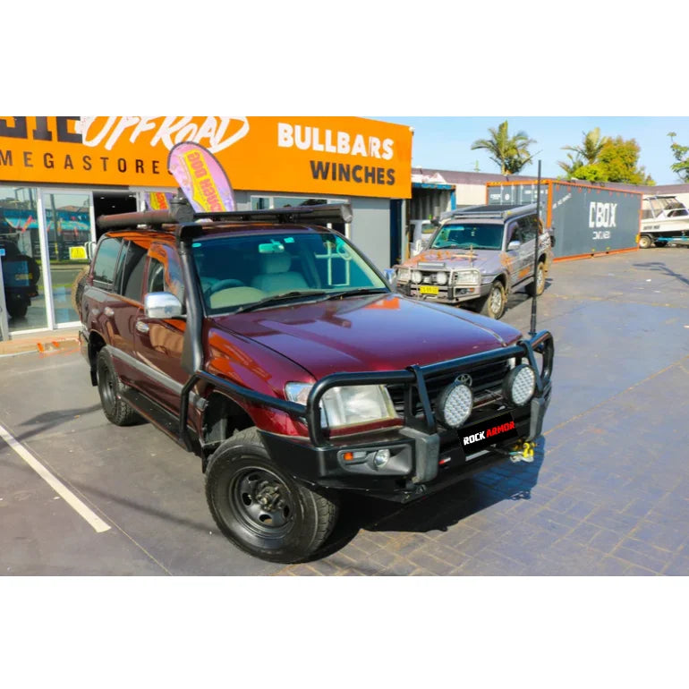 Load image into Gallery viewer, Maroon SUV with premium steel bullbar and fog lights mounted, suitable for Toyota Landcruiser Fj105
